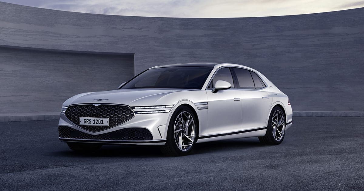 Genesis G90